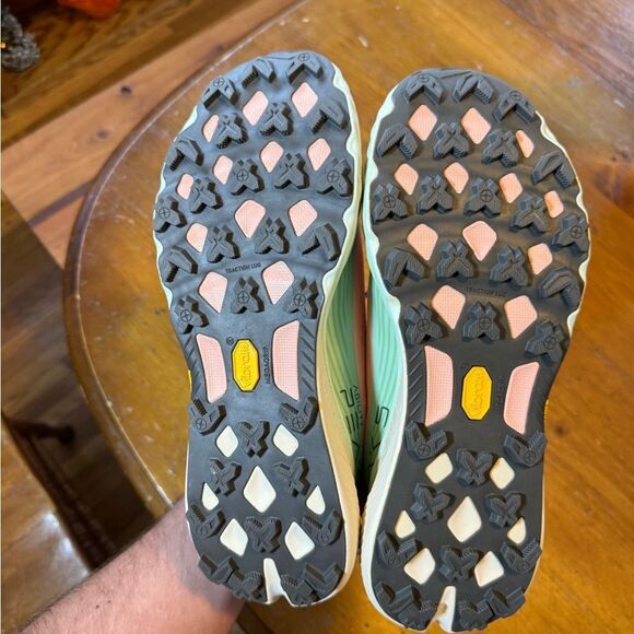 Merrell "AGILITY PEAK 5" Women's size 11 Trail Running Shoes Hiking Camping - Picture 4 of 7